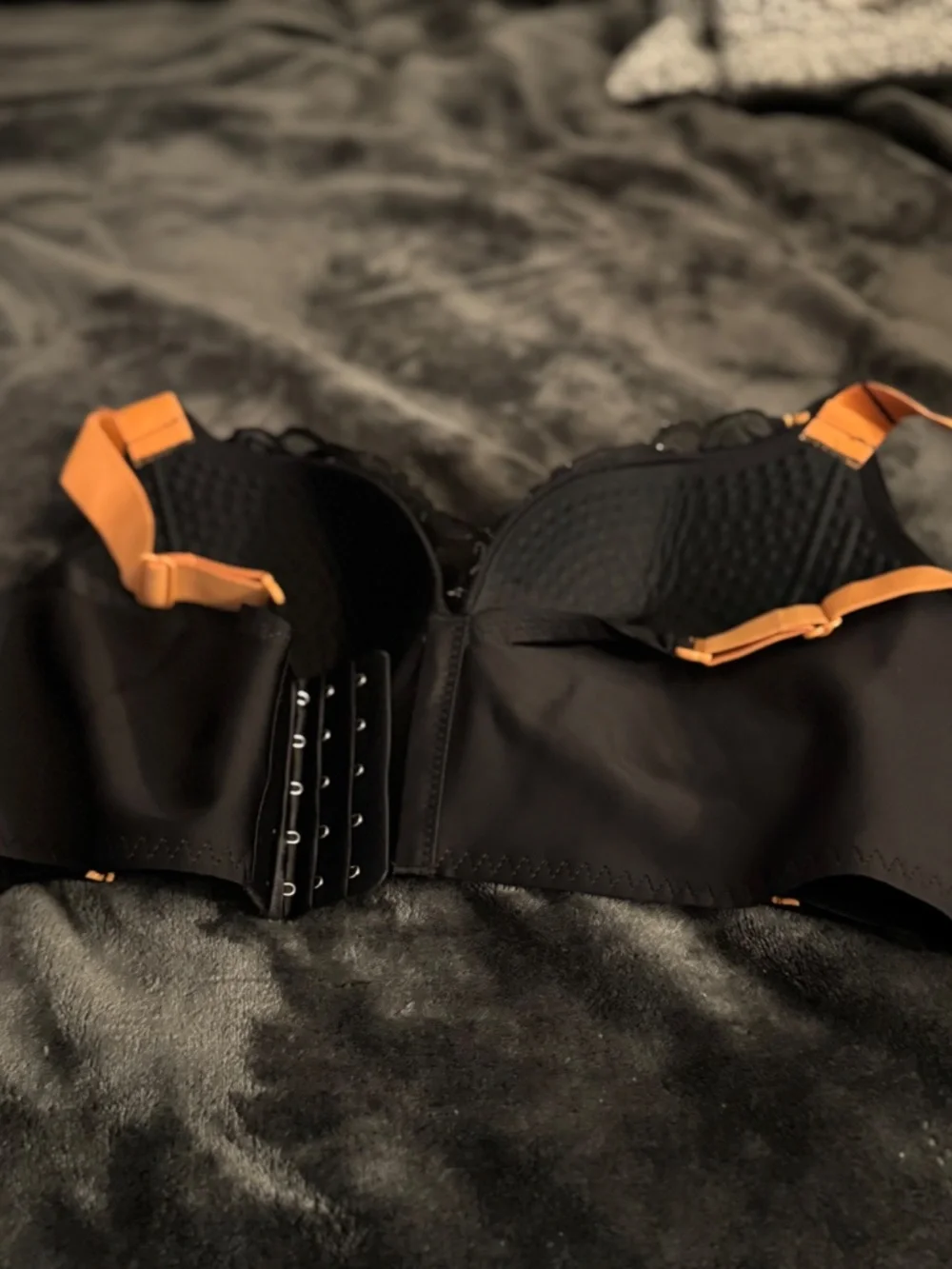 Bra - Picture 2 of 3